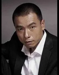 영화배우인 왕정의 대표 이미지