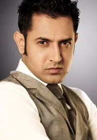 영화배우인 기피 그레왈의 대표 이미지