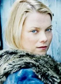 영화배우인 헨리케 폰 쿠익의 대표 이미지