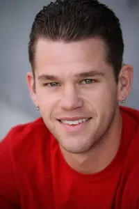 영화배우인 라이언 랜의 대표 이미지