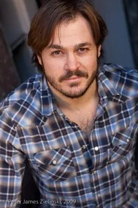 영화배우인 미첼 자비스의 대표 이미지