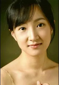 영화배우인 김서경의 대표 이미지