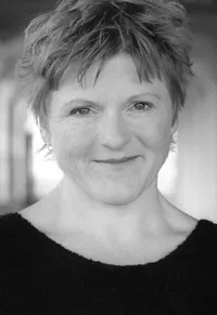 영화배우인 모니크 고셀린의 대표 이미지