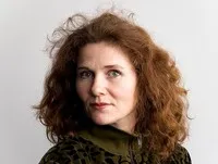 영화배우인 안나 아즈카라테의 대표 이미지