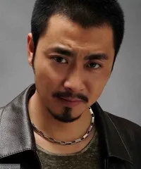 영화배우인 황준붕의 대표 이미지