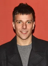 영화배우인 도메니코 디엘레의 대표 이미지