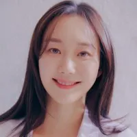 영화배우인 이유영의 대표 이미지