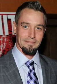 영화배우인 크리스토퍼 M. 클락의 대표 이미지