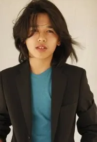 영화배우인 맥스 랄란느의 대표 이미지