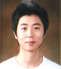 영화감독인 김시진의 대표 이미지