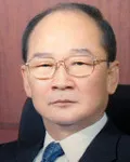 (전직)대학교수, (전직)정무직공무원인 이용원의 대표 이미지