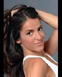 영화배우인 아구스티나 레코우나의 대표 이미지