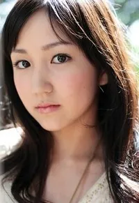 영화배우인 우에마 미오의 대표 이미지