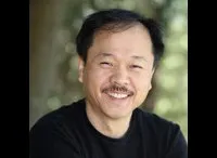 영화감독인 박찬경의 대표 이미지