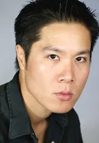 영화배우인 마이클 응의 대표 이미지