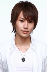 영화배우인 타노우에 사토시의 대표 이미지