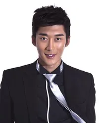 영화배우인 송민우의 대표 이미지