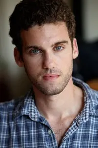 영화배우인 이도 사무엘의 대표 이미지