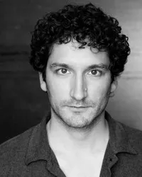 영화배우인 에드먼드 킹슬리의 대표 이미지