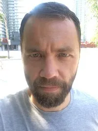 영화감독인 망누스 마르텐스의 대표 이미지