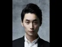 영화배우인 강봉성의 대표 이미지