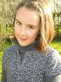 영화배우인 안나 르마르샹의 대표 이미지