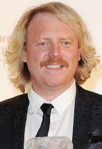 영화배우인 리 프랜시스의 대표 이미지