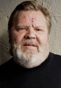 영화배우인 베사-마티 로이리의 대표 이미지