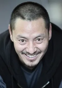 영화배우인 윤주승의 대표 이미지