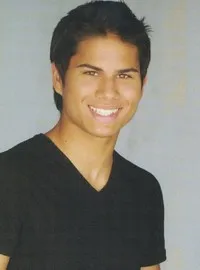 영화배우인 라자 펜스크의 대표 이미지