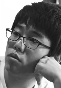 영화감독인 김범수의 대표 이미지