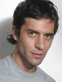 영화배우인 루스켄 비딘리에프의 대표 이미지