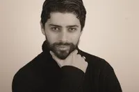 영화배우인 이마드 벤케니의 대표 이미지