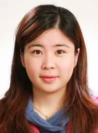 영화감독인 신민희의 대표 이미지