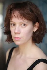 영화배우인 클로에 피리의 대표 이미지