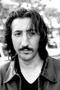 영화배우인 오신 슈트리의 대표 이미지