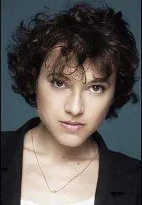 영화배우인 루이즈 스핀델의 대표 이미지