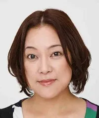 영화배우인 쿠스미 카오루의 대표 이미지