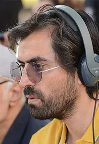 영화감독인 에브라힘 이라자드의 대표 이미지