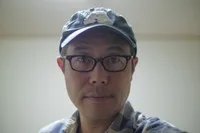 촬영감독인 이윤택의 대표 이미지