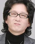 가수인 윤태규의 대표 이미지