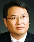 대학교수인 이건우의 대표 이미지