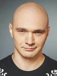 영화배우인 블라디슬라프 레시케비치의 대표 이미지