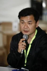 영화감독인 이강길의 대표 이미지