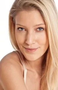 영화배우인 바네사 슈라이버의 대표 이미지