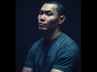 영화감독인 진익항의 대표 이미지