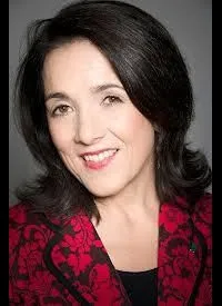 영화배우인 파울리나 가르시아의 대표 이미지