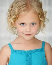 영화배우인 알리비아 알린 린드의 대표 이미지