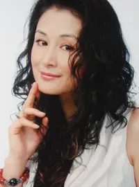 영화배우인 우월선의 대표 이미지