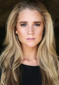 영화배우인 캐시디 지포드의 대표 이미지